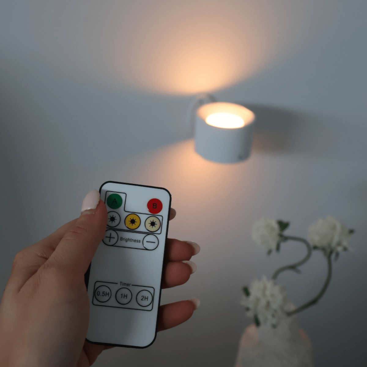 Alora - Draadloze LED Wandlamp