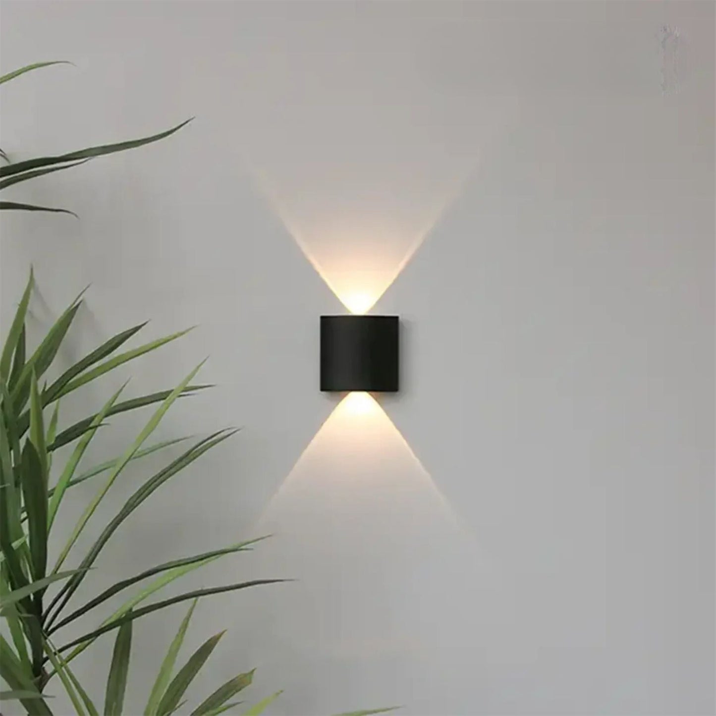 Olan - Waterdichte Up & Down Wandlamp (IP65)