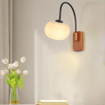 Aeva - Bauhaus Draaibare Glazen Wandlamp