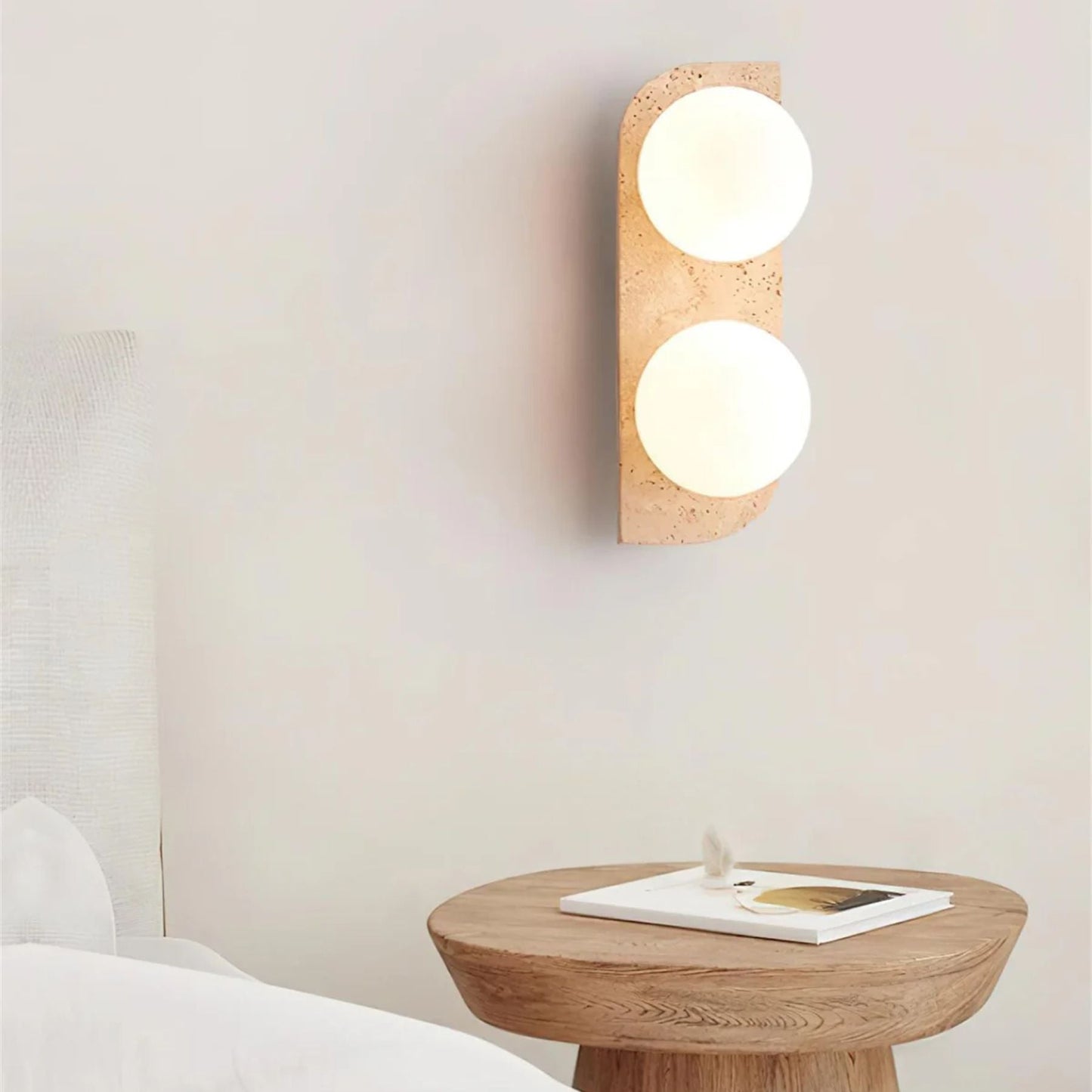 Ilyra - Travertin Wandlamp met Ronde Lichtpunten