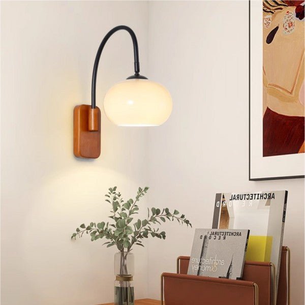 Aeva - Bauhaus Draaibare Glazen Wandlamp