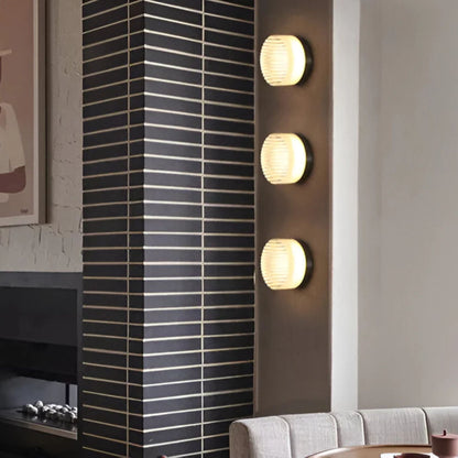 Eloa - Ronde Wandlamp met Geribbeld Glas