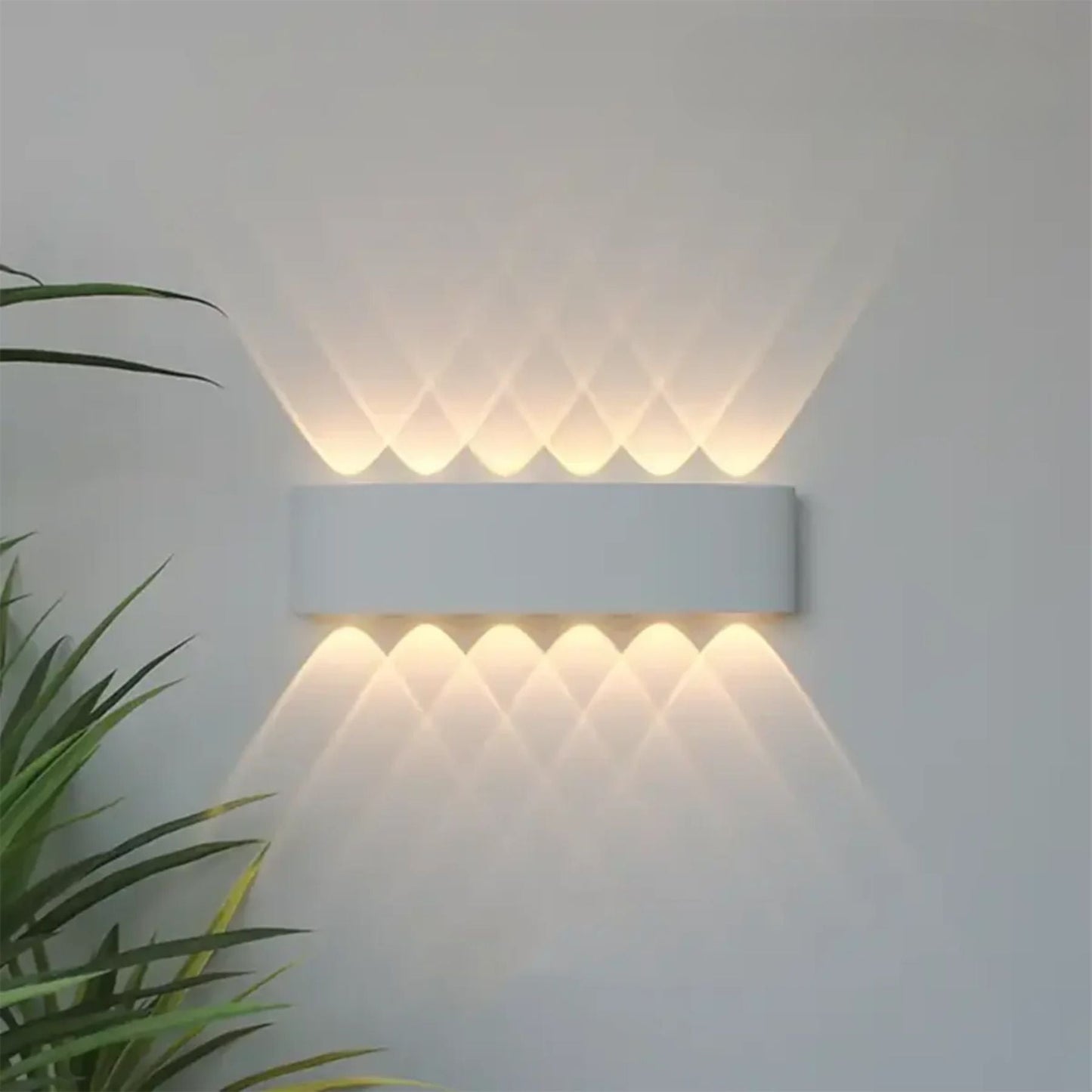 Olan - Waterdichte Up & Down Wandlamp (IP65)