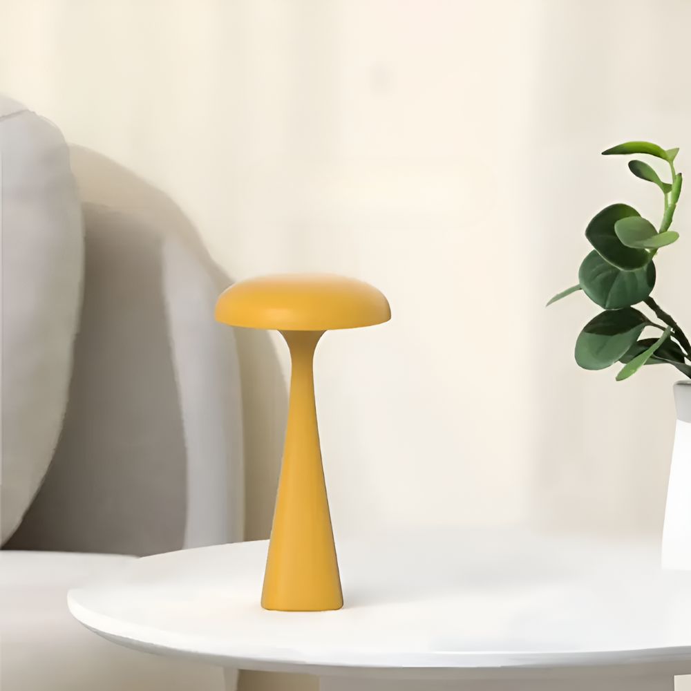 Ava - Jellyfish Bureau Lamp
