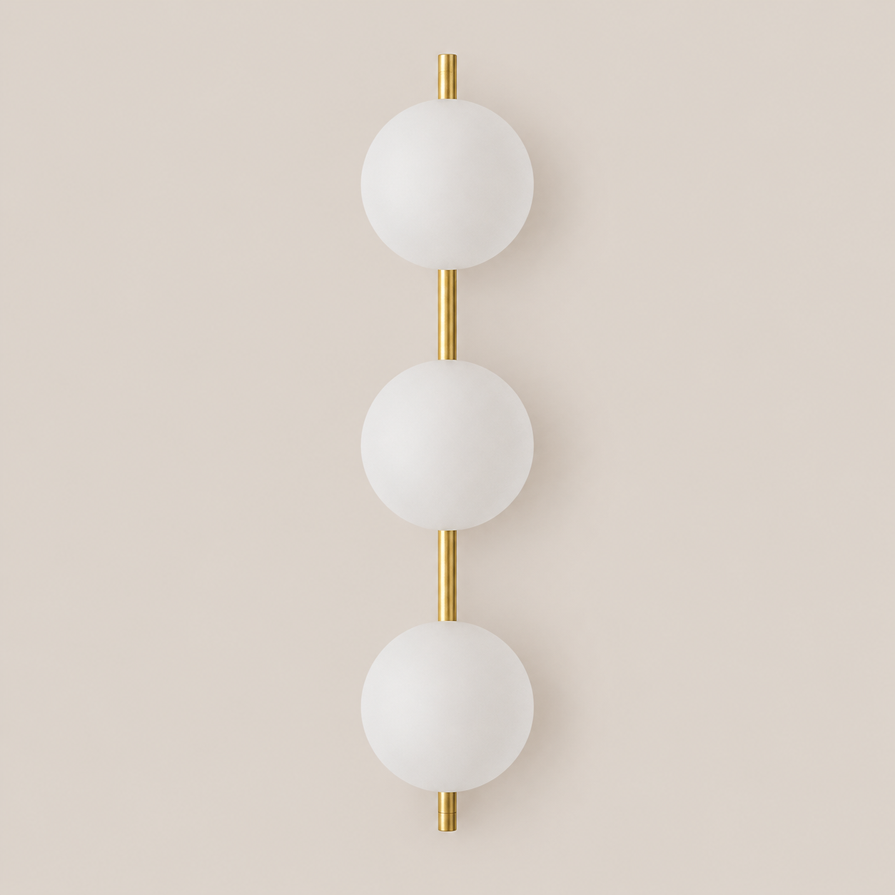 Lumi - Drievoudige Glazen Bol Wandlamp