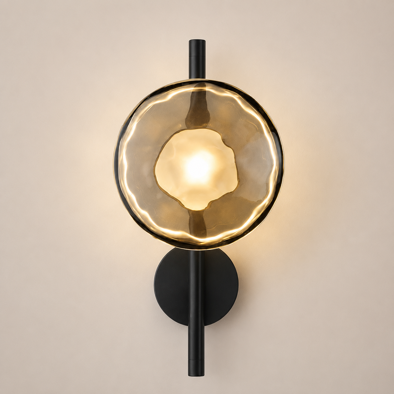Lumi - Glazen Bol Wandlamp met Lange Arm