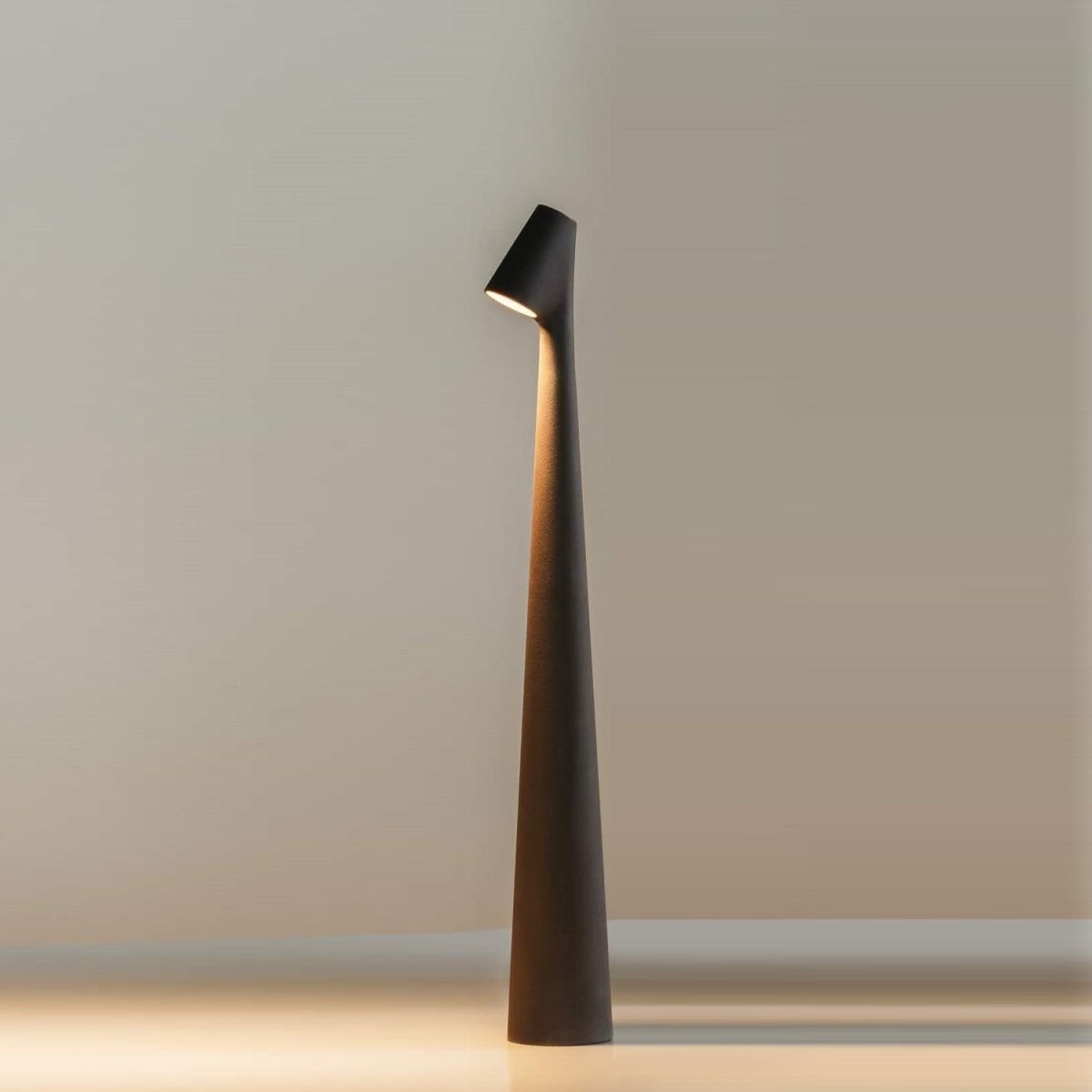 Runa - Oplaadbare Minimalistische Tafellamp