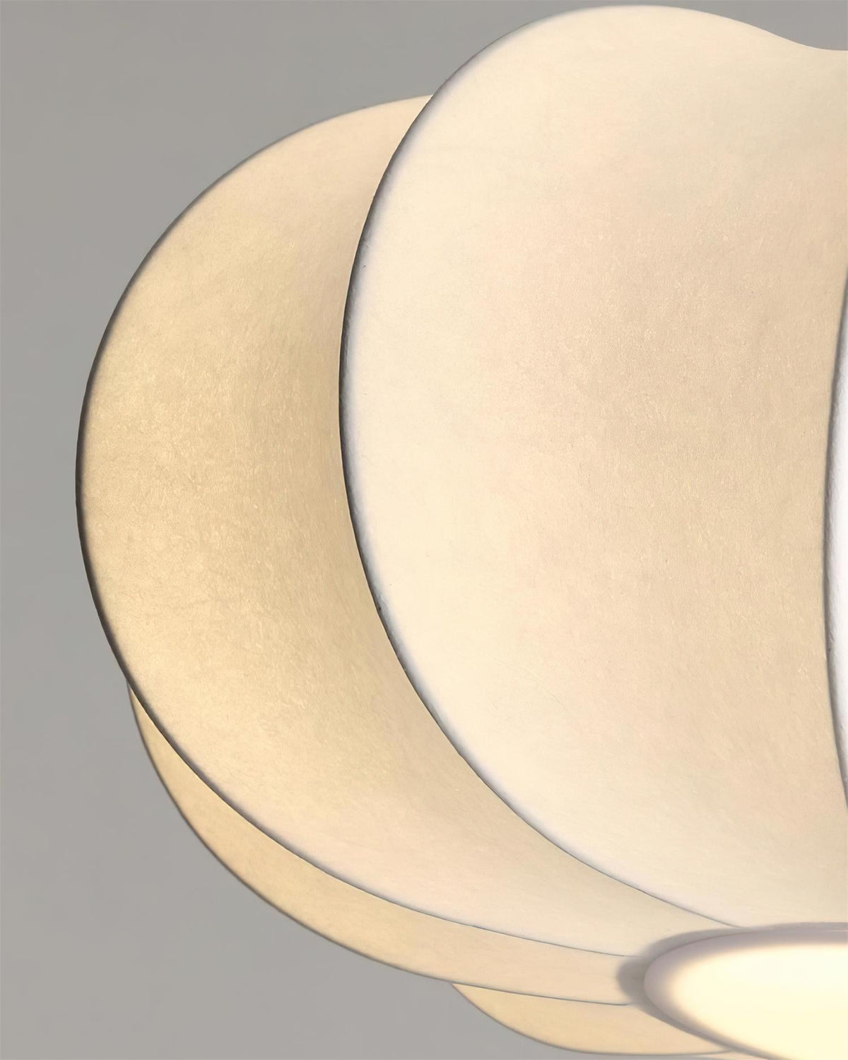 Miora - Hanglamp met Walnoot Detail en Stoffen Kap