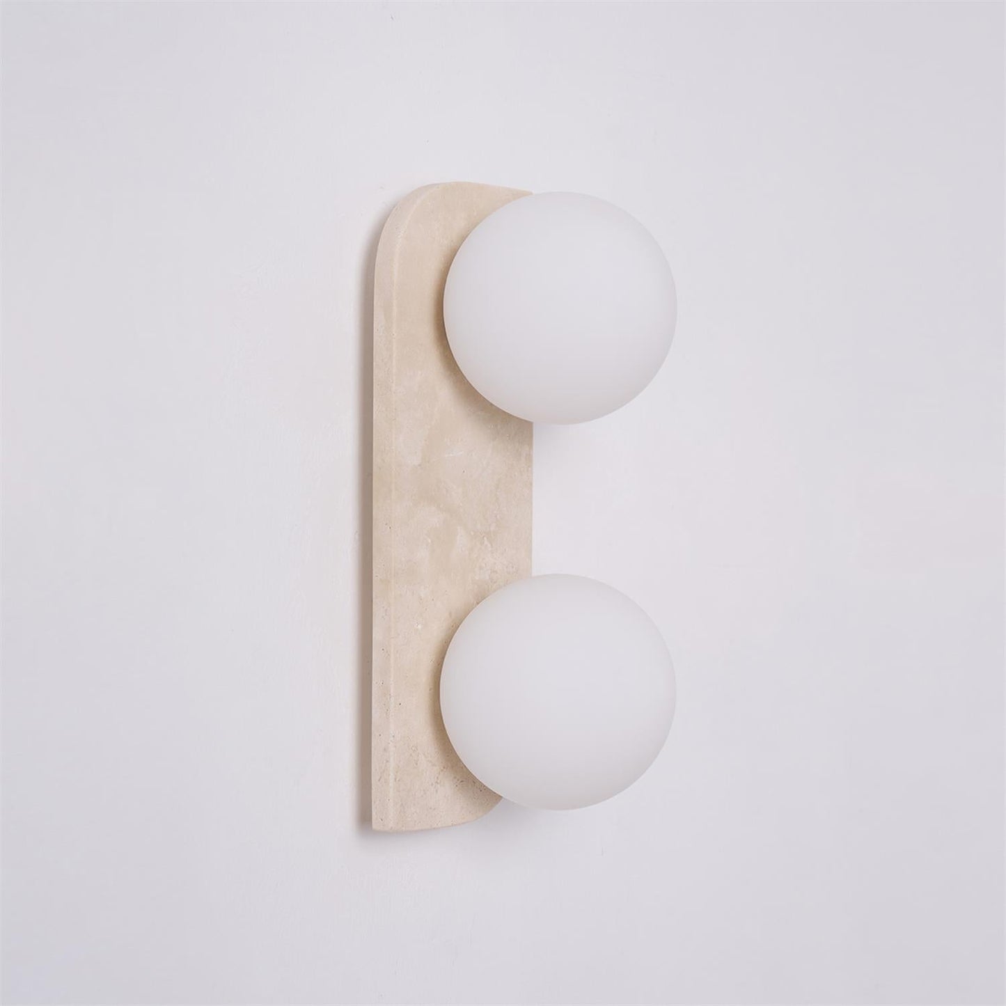 Ilyra - Travertin Wandlamp met Ronde Lichtpunten