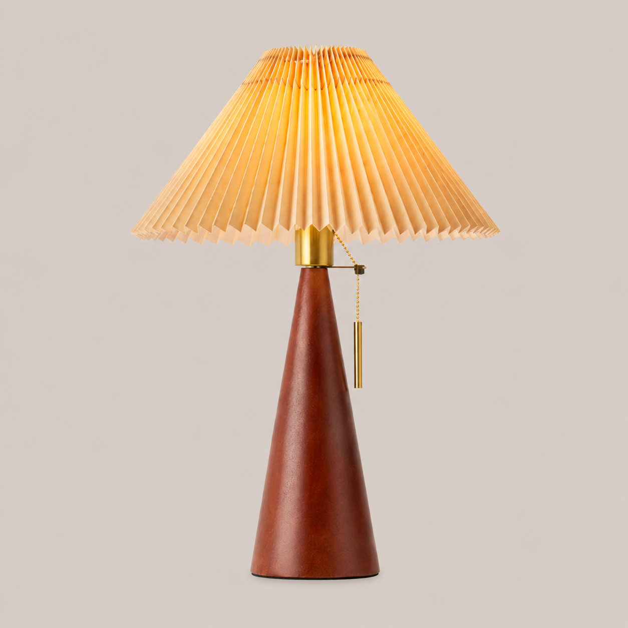 Nura – Houten Tafellamp met Geplooide Kap