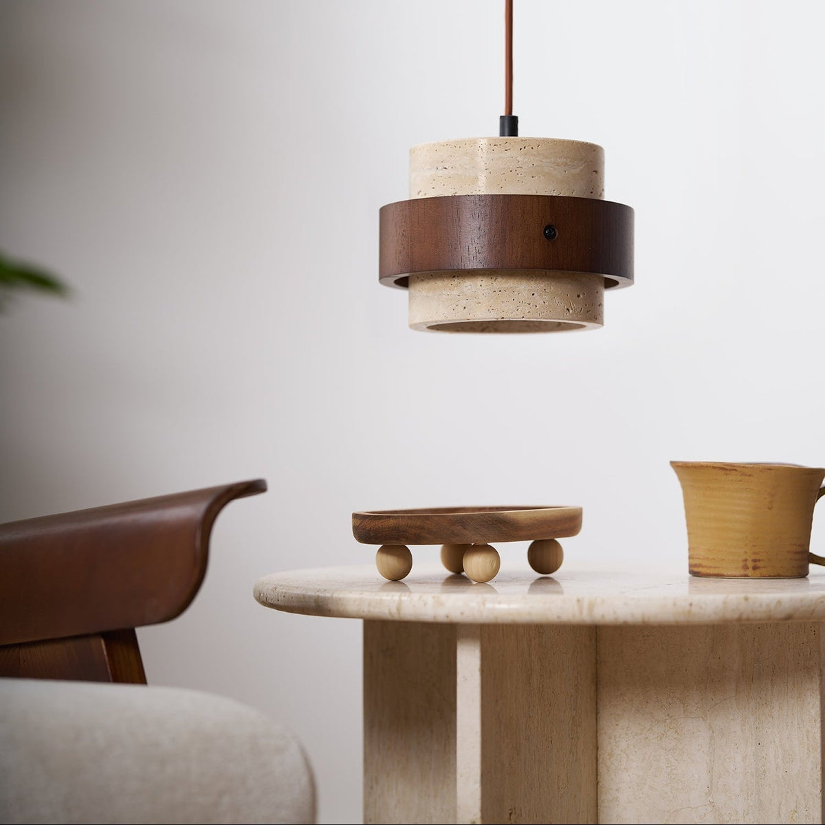 Torva - Travertijnen Hanglamp met Walnoot Japandi Stijl