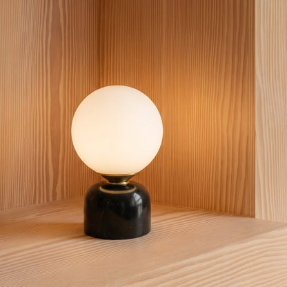 Gunvor - Scandinavische Marmeren Tafellamp Bol
