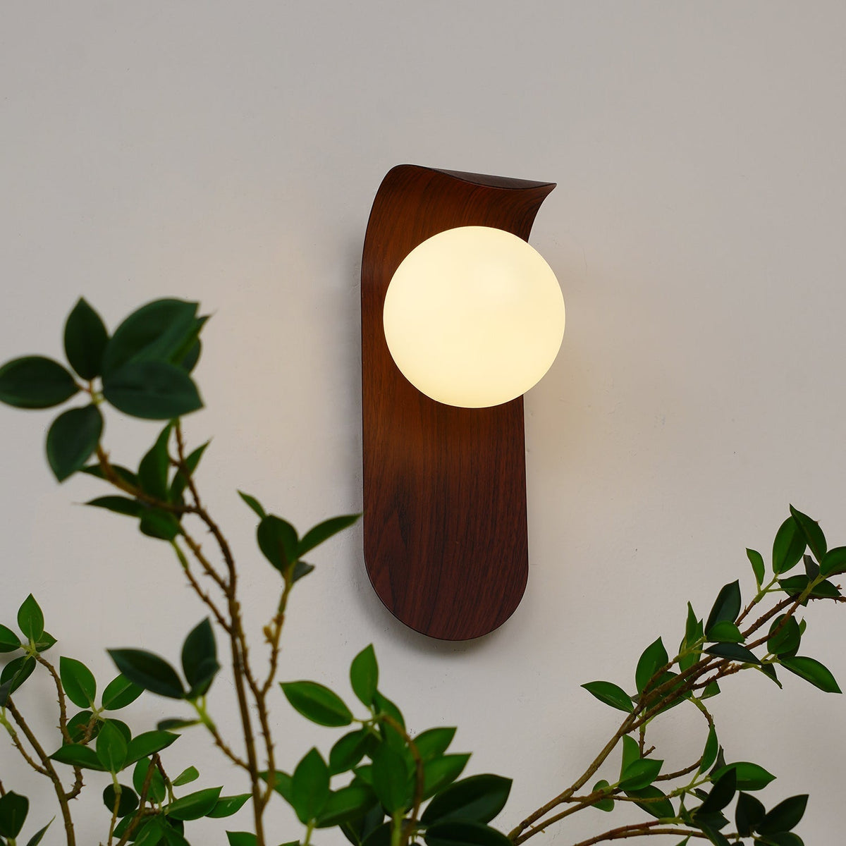 Hulda - Moderne Wandlamp Houtlook Bol