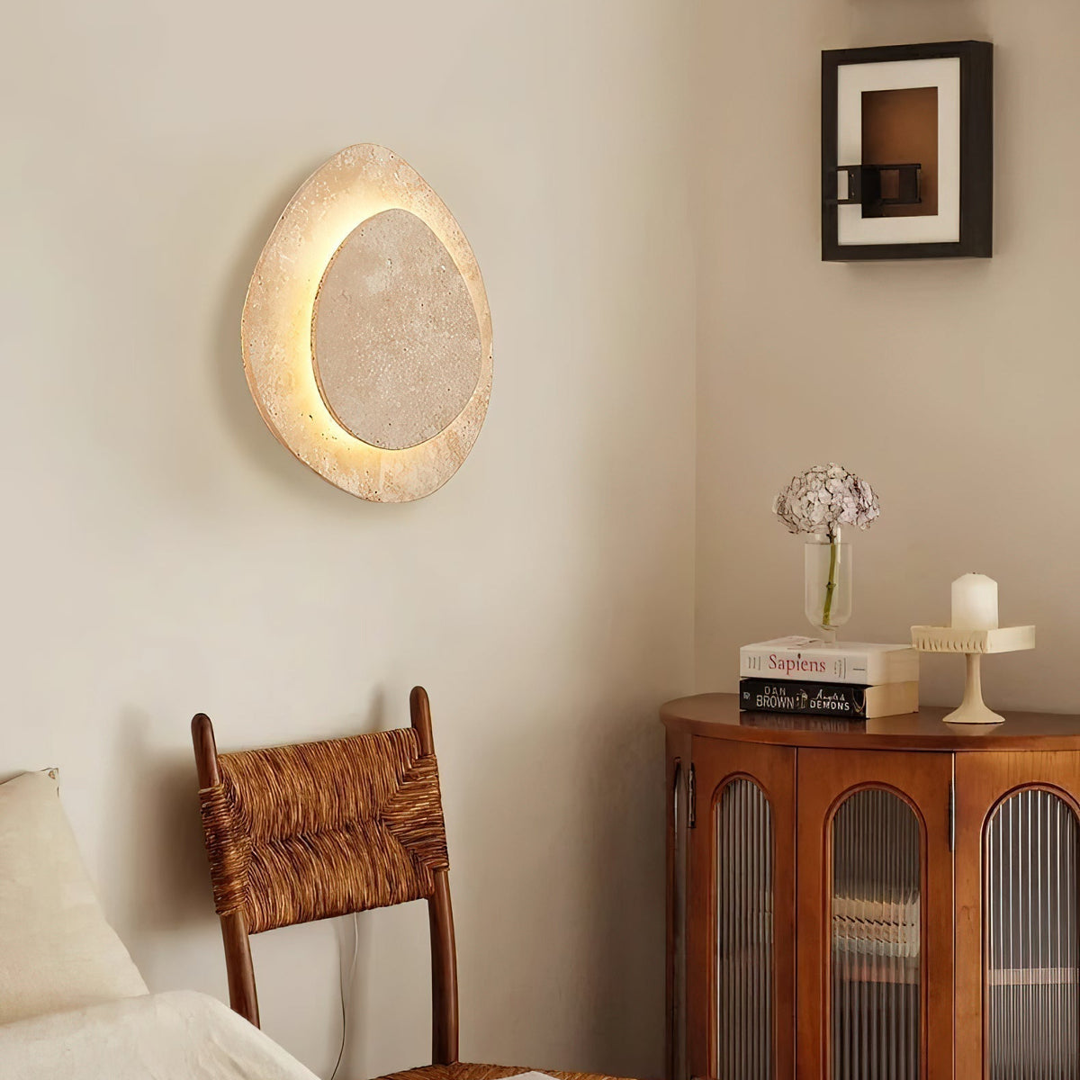 Saga - Travertin Wandlamp LED Kiezelvorm