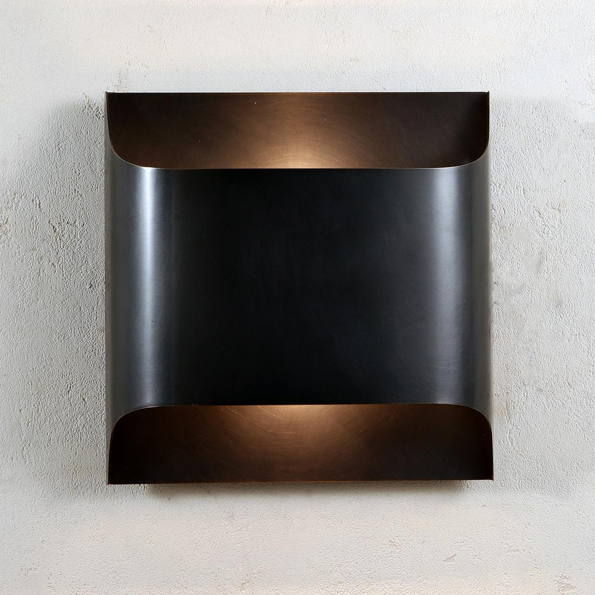 Tilde - Wandlamp Up Down Modern Metaal