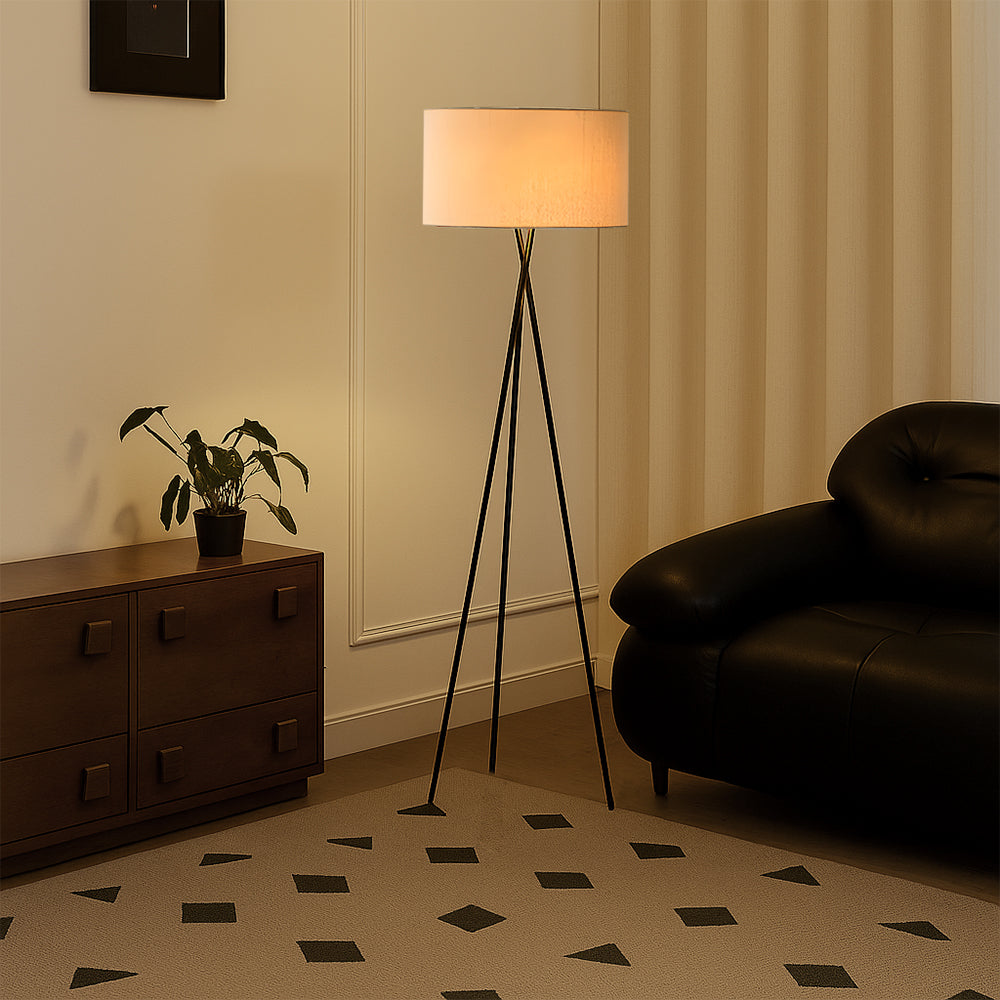 Trine - Scandinavische Driepoot Vloerlamp Stof